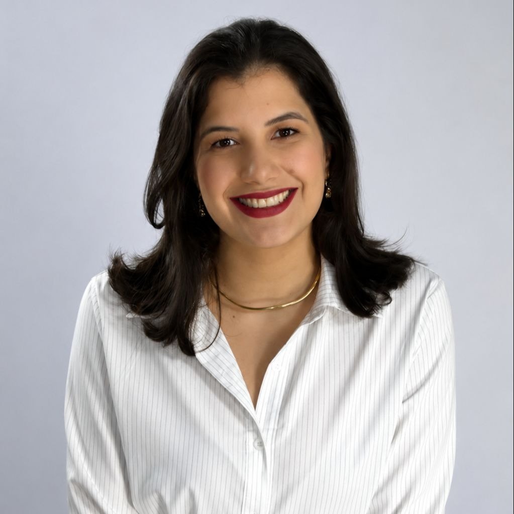 Dra. Ana Paula Gonçalves de Mendonça Dra. Ana Paula Gonçalves de Mendonça